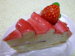petitcho: 苺のレアチーズケーキ