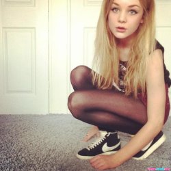 nylons&sneakers