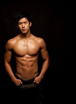 Alex Chee, born in Brunei… raised in Malaysia (Info: FB.com/AlexChee95)