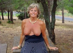 maturelover27:  themilfblog:  For Best MILF Photos go to: http://goo.gl/qkP3a4