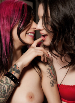 perfectuerotica:  Joanna Angel & Stoya