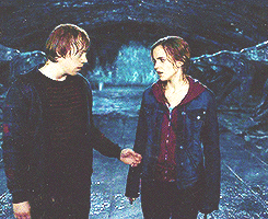 margaerstyrell:  ♔THE MAGIC BEGINS♔ Day 4 - Favorite Ship [Ron