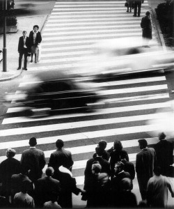 casadabiqueira:  Street scene in Stuttgart  Hannes Kilian, 1965