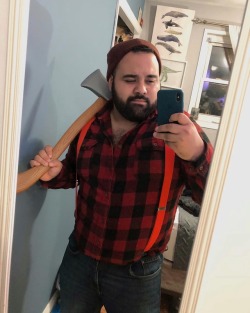 hipsterdinosaurs:  Guy with a beard as a lumberjack for Halloween…
