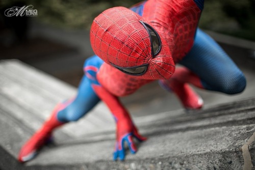 Who doesn’t love spider-man!  Here’s a video of the lycra spandex hero on my xTubehttp://www.xtube.com/watch.php?v=dJ0u2-G484-   Amazing Spider-man cosplay by Todd Whalen. Photography by Meg Super. (Source)  