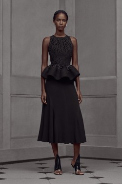 vogue-is-viral:  Balenciaga Resort 2016