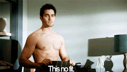 malecelebarchives:  Tyler Hoechlin shirtless and muscularFrom