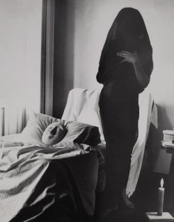 isobelgowdie:    Kati HornaUntitledMexico, 1962From the Oda a