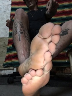 male-foot-fetish-plus:   Follow Me  http://male-foot-fetish-plus.tumblr.com/