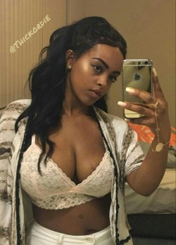 thephatbootycamp:  thickordie:  Super Badddd As f  Outstanding