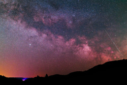 te5seract:  Milchstraße mit Meteoritenspur &  Milchstraße