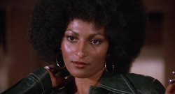 ozu-teapot:  Foxy Brown - Jack Hill - 1974 Pam Grier