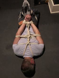 seabondagesadist:  A little fun with some rope with a great guy