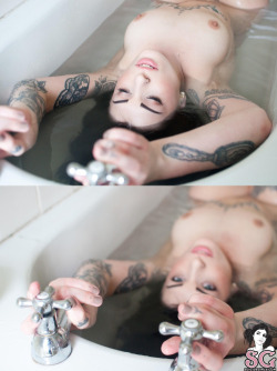 justinkedbabes:  Beckah Suicide Follow justinkedbabes.tumblr.com