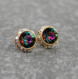 cute-thangsss:  rainbow crystal diamondsvintage stud earringslemon