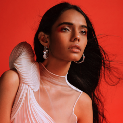 voulair:   Ravyanshi Mehta by Porus Vimadalal for VERVE India