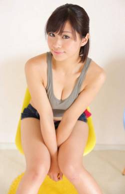 kojimblr:  Hitomi Yasueda,安枝瞳 