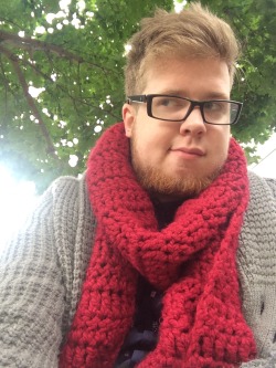 biggestbunny:  In celebration of sweater weather: outside selfies