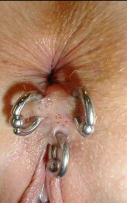 Pireneum piercings, fourchette (at base of pussy) and two close