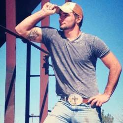 midwestcockhound: Damn! DAMN I LOVE ME A COUNTRY BOY !!!  Do