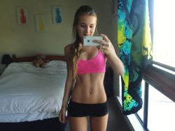 fitness-fits-me:  fitness&fashion blog :)