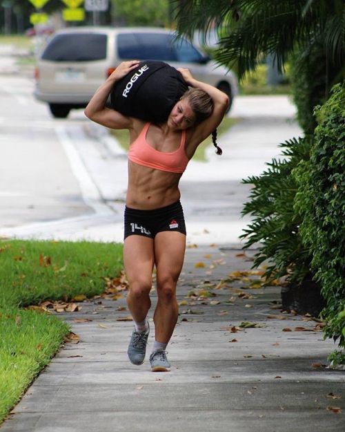 crossfit-babes: More at Crossfit-Babes.tumblr.com