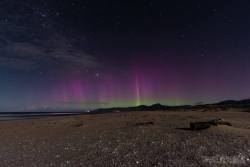 fallen-ascendant:  just–space:  The Aurora Australis over Scamander
