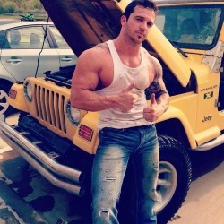 scoobydooby243:  He can be my mechanic anytime anyday 