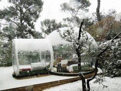 modernizing:  The Hotel Bubble in France.   Bubble Rooms –
