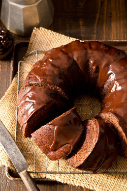 foodffs:  Chocolate Mocha Pumpkin Bundt CakeReally nice recipes.