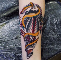 fuckyeahtraditionaltattoos:  Hannah Louise Clark - Manchester,