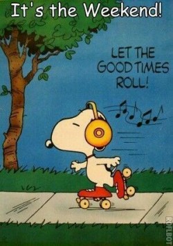 lovely-daydreamer-73:  Happy weekend!  💙