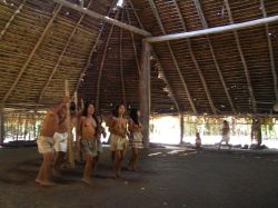 By Pierre Pouliquin.Los BorasLos Boras: the Bora tribe is not native from the Iquitos area, but from further down stream on the Amazon River, close to the border with Brazil. Some families of the tribe have settled near Iquitos to make their tribe known.