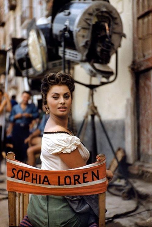 captain-kampari:  Sophia Loren
