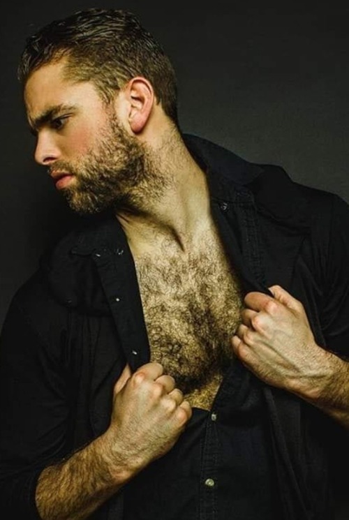 hirsute-honeys:Yum