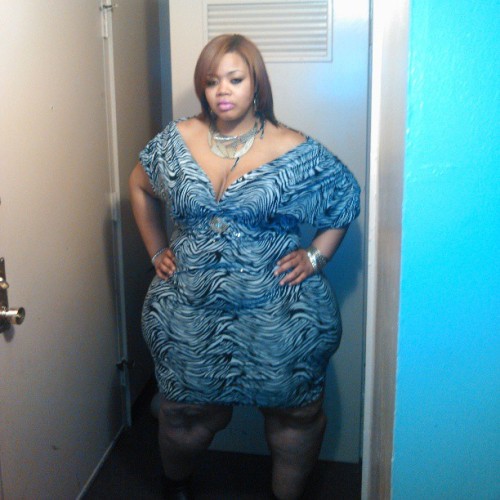 daddypearlover:  ghettogoodness:  I love this womanâ€™s thickness!!!!!!!    STRAIGHT UP YUMMY THICKNESS!!!!!