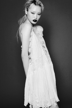 amy-ambrosio:   Fernanda Ly in “How to wear white dresses”