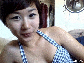 if you arenâ€™t following cute-azns, you need tooâ€¦more asian,gifs at http://gifsofasia.tumblr.com/