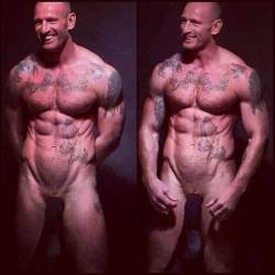 hotmalesdaily:  Gareth Thomas  Super sexy.