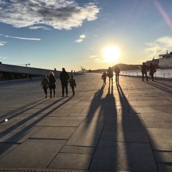 coffeentrees:  @marcusbleasdale short days, long shadows in #Oslo