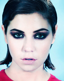 queen-electra:  edit challenge: 10 Women I Look Up To2 // Marina