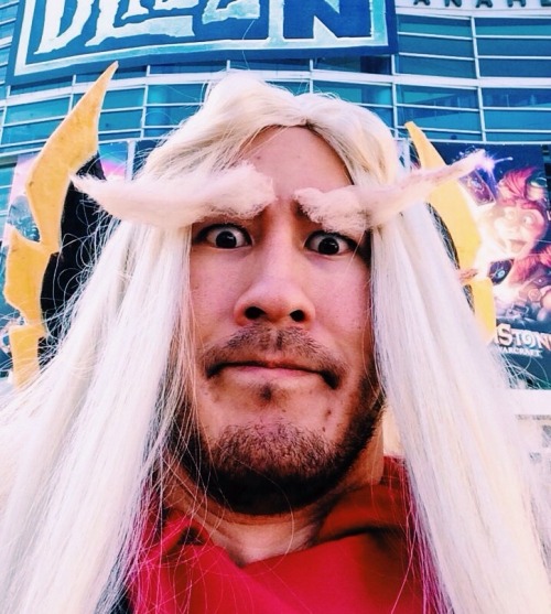 markipooper:  Blizzcon Elf Mark
