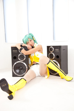 Vocaloid - Miku Hatsune (Necoco) 22HELP US GROW Like,Comment