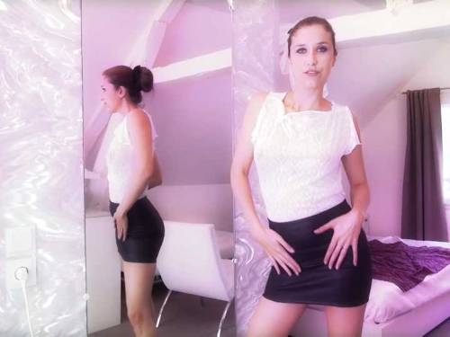 new video !! jupe noire top transparent et body ouvert #tits #ass #sexy www.nephael.net