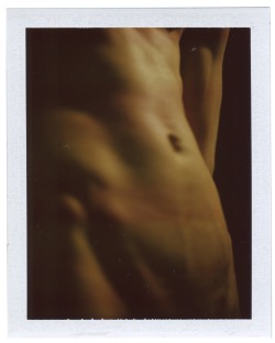 thobias:  body (polaroid 360, fp-100c), Thobias Malmberg (www.thobiasmalmberg.com)