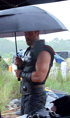 theavengers:Chris Hemsworth on the set of “Avengers: Infinity