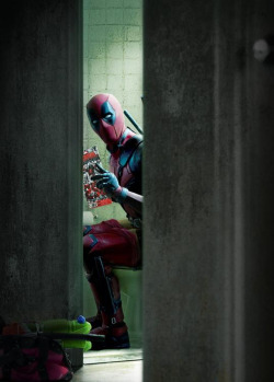 radstuf:  Two days of Marvel:Ryan Reynolds as Deadpool in Deadpool