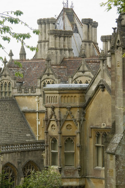 bluepueblo:  Medieval, Bristol, England photo via freier 