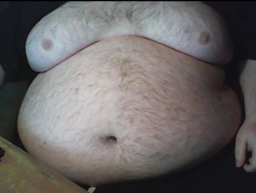 biggerenamored:  The belly and chest that I enjoy!!!  I heart moobs… so very, very much