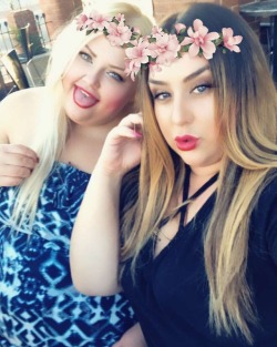 bbwlayla:  No one can turn it up on a Monday like us 👅👯🥂🍾#modellife